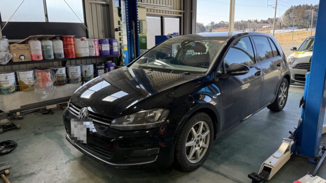 フォルクスワーゲン　ゴルフTSI車検整備

前後ショックアブソーバー

点火プラグ

ベルト、テンショナー

キャリパーO/H

ブレーキディスク、パッド交換と盛りだくさんでした

#スリーライン
#矢吹町
#輸入車整備
#中古車